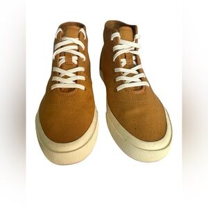 Everlane The Forever High Top Sneakers in 100% organic cotton Unisex
